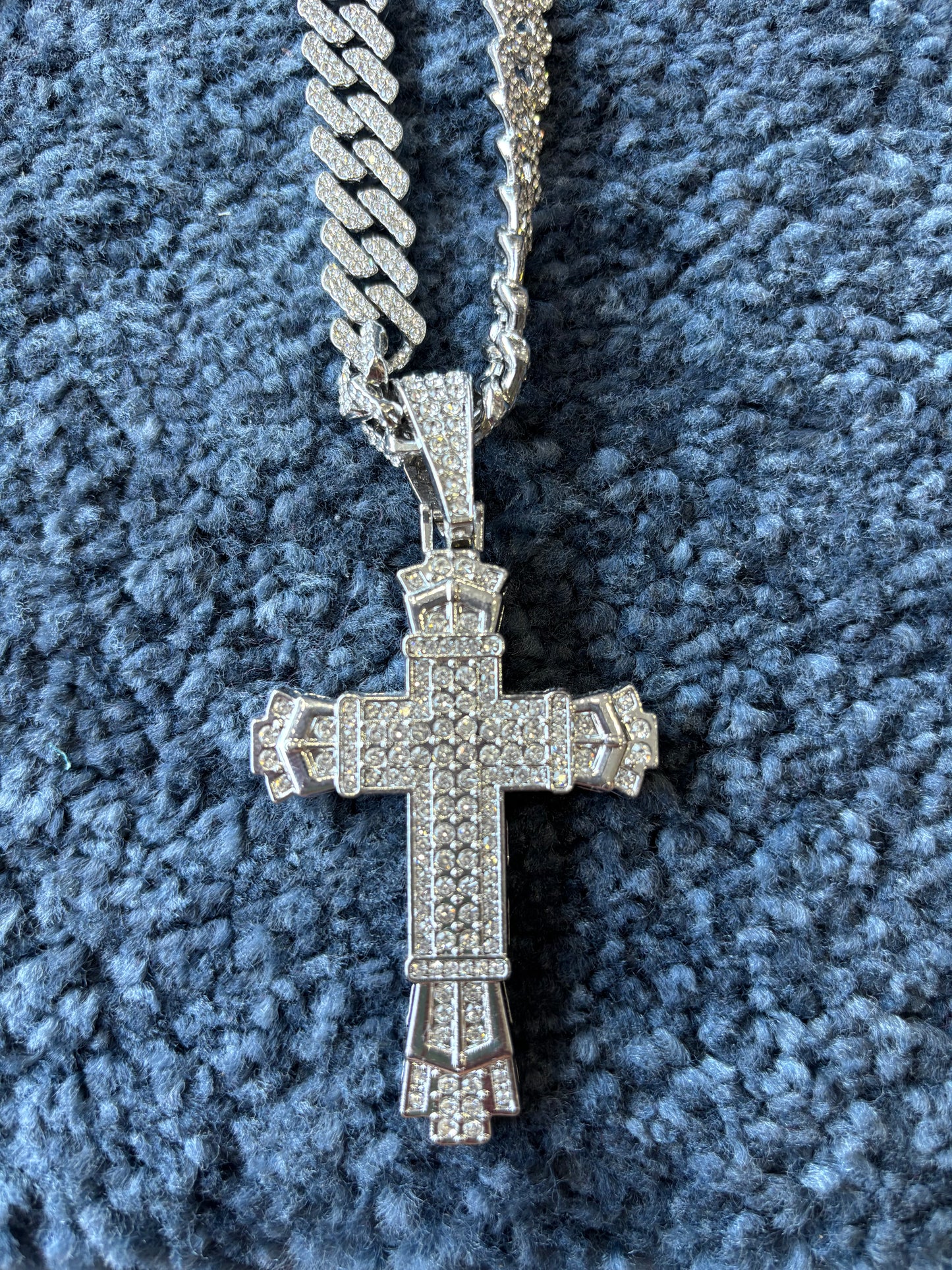 Collana con ciondolo