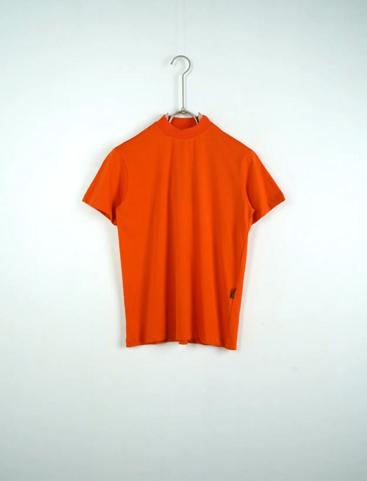 T-shirt tinta unita collo alto